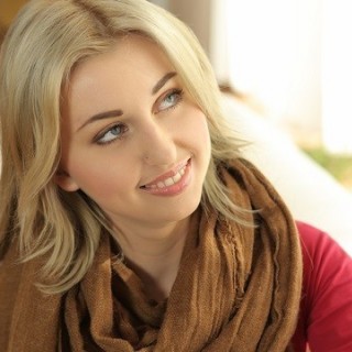 Блондиночка трахается как настоящая сучка